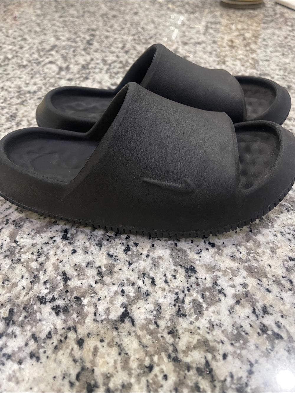 Nike Calm slides Youth Size 3